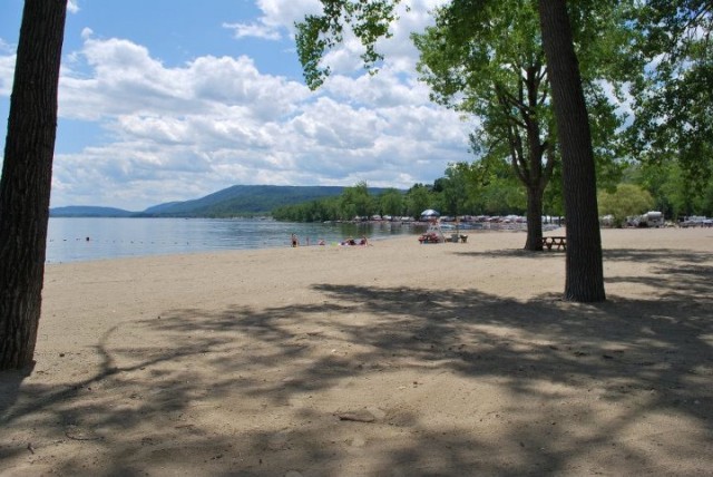 Port Henry Beach and Campground